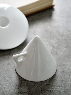 mainimage2Exquisite-Italian-Espresso-Cup-Dishes-Unique-Creative-Couple-Bone-Porcelain-Ceramic-Cup-Shaped-Home-White-Tea