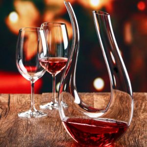 Curved Elegance Wine Decanter- 1500ml