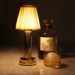 retro-bar-table-lamp-usb-rechargeable-to_main-1